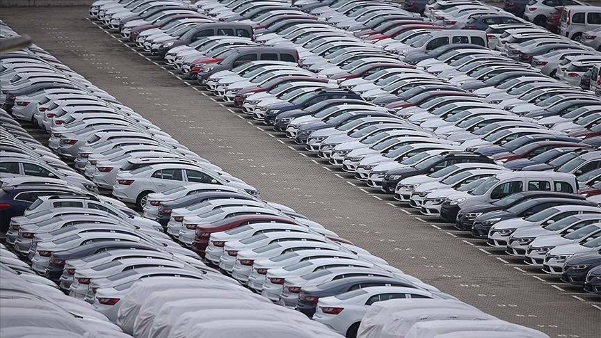 Sıradan görünüp roket gibi giden 11 otomobil! Gerçek hızlarını duyunca şaşıracaksınız! 16